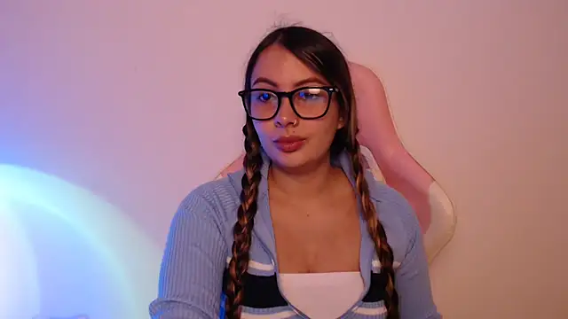 lalawhitte online show from November 27, 2:17 pm