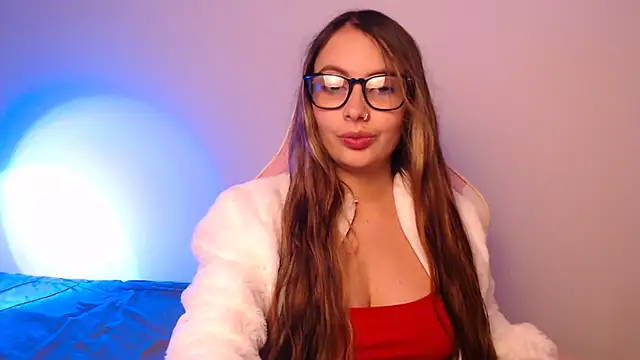 Snapshot of lalawhitte chatting on October 18, 8:00 pm lalawhitte online show from October 18, 8:00 pm