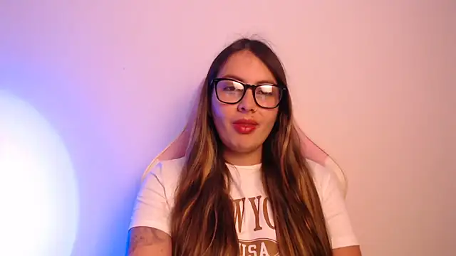 Snapshot of lalawhitte chatting on January 17, 9:29 pm lalawhitte online show from January 17, 9:29 pm