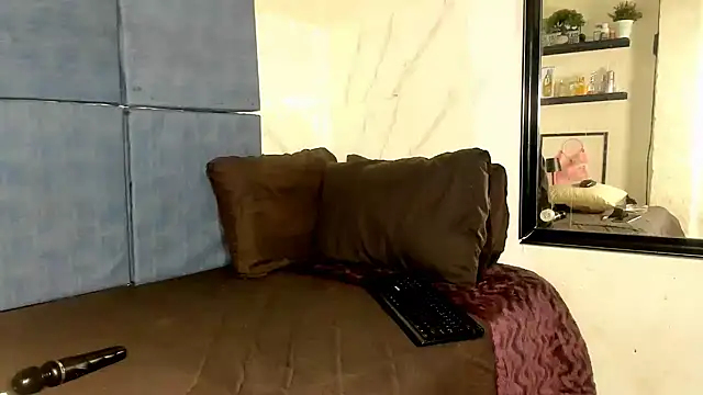 Ebonydollxx online show from May 28, 10:04 pm