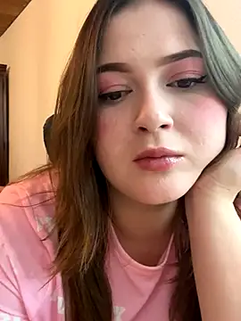 Kamilla Loop online show from October 24, 9:14 pm