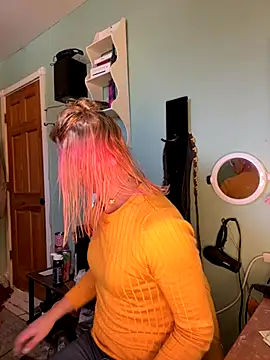 Snapshot of Cutetrans90 chatting on October 20, 5:13 pm Cutetrans90 online show from October 20, 5:13 pm