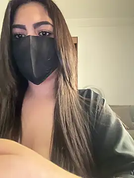 Hot-Sarah-arab online show from March 10, 8:02 pm