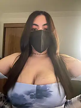 Hot-Sarah-arab online show from February 22, 7:15 pm