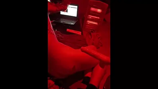 Babyboyy803 online show from March 5, 1:24 am