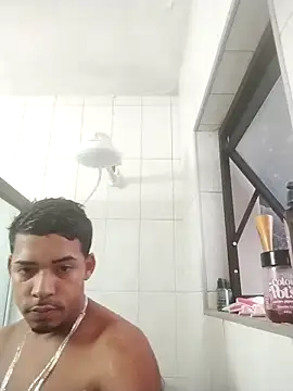 Snapshot of Malvadaozscp chatting on February 12, 8:47 am Malvadaozscp online show from February 12, 8:47 am