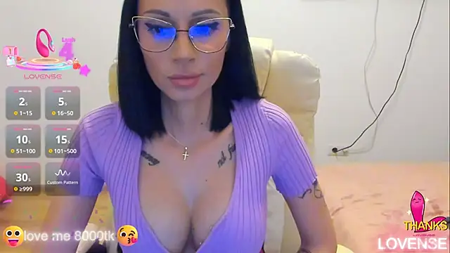 kissnicol32 online show from October 22, 3:00 pm