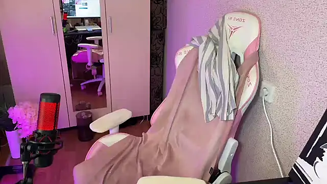 Katrin  kiss online show from November 8, 5:16 pm