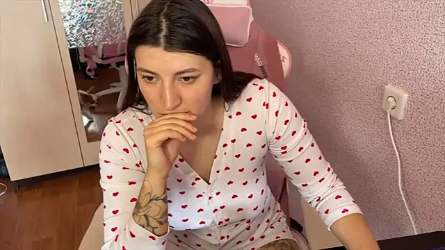 Katrin  kiss online show from March 8, 10:40 am