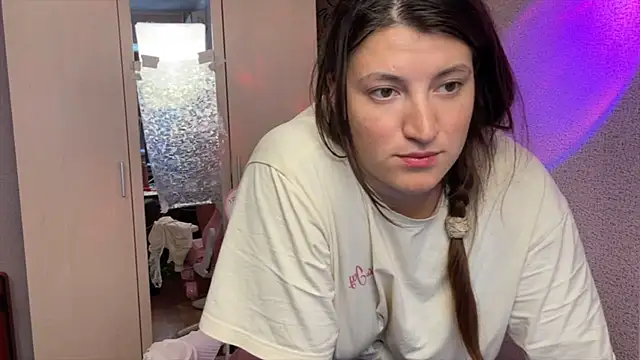 Katrin  kiss online show from July 6, 1:51 pm