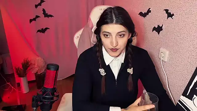 Katrin  kiss online show from October 29, 8:30 pm