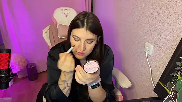 Katrin  kiss online show from November 13, 5:28 pm