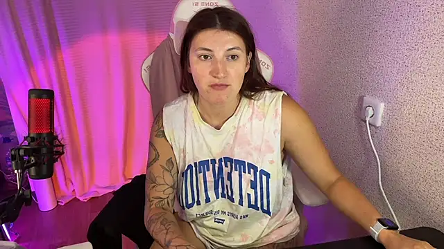 Katrin  kiss online show from October 3, 7:59 pm