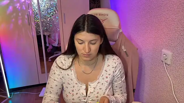 Katrin  kiss online show from January 17, 4:10 pm