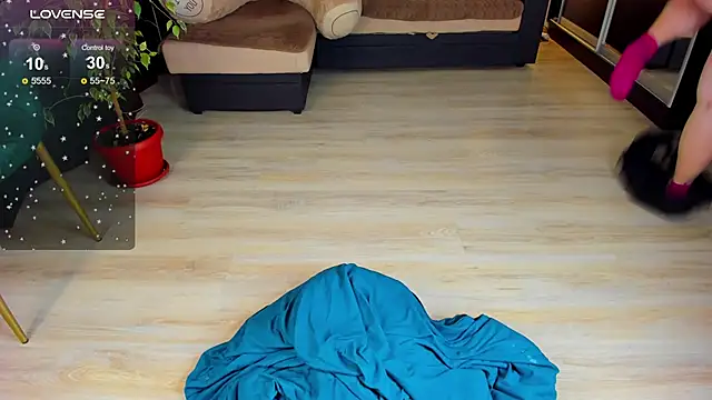 Carolina bby online show from February 3, 7:41 pm