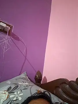 Snapshot of ind_hero chatting on October 23, 3:21 pm ind hero online show from October 23, 3:21 pm