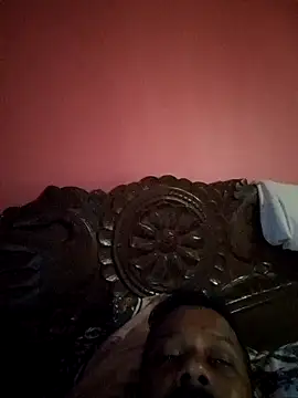 Snapshot of ind_hero chatting on October 24, 10:47 am ind hero online show from October 24, 10:47 am