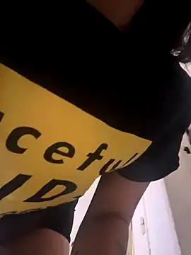 melisabunnny online show from November 4, 11:47 am