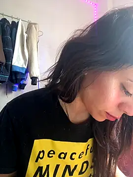 melisabunnny online show from November 11, 12:55 pm