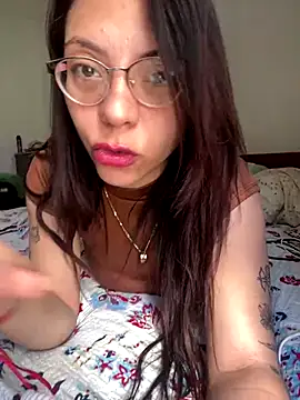 Snapshot of melisabunnny chatting on October 9, 12:28 pm melisabunnny online show from October 9, 12:28 pm