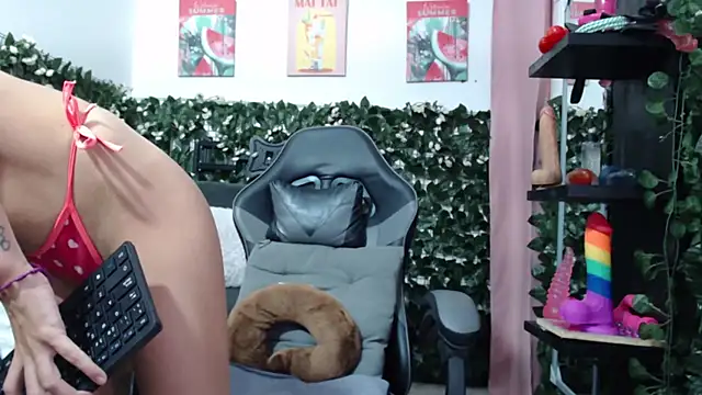 natasha squirt28 online show from November 9, 2:26 am