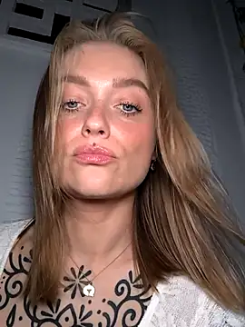 Goldloeckchen159 online show from May 24, 5:57 pm