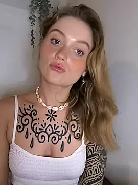 Goldloeckchen159 online show from September 19, 8:02 pm