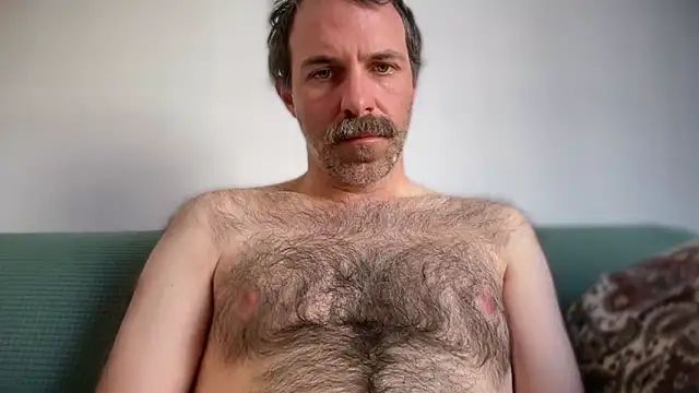 Snapshot of Brianjonest chatting on May 28, 10:11 am Brianjonest online show from May 28, 10:11 am