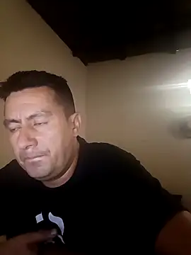 Snapshot of walwan85 chatting on October 6, 8:42 pm walwan85 online show from October 6, 8:42 pm