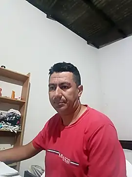 Snapshot of walwan85 chatting on November 28, 10:04 am walwan85 online show from November 28, 10:04 am