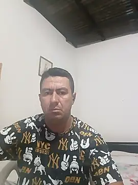 Snapshot of walwan85 chatting on December 2, 9:22 am walwan85 online show from December 2, 9:22 am