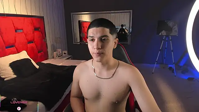 Brat  online show from March 6, 7:42 pm