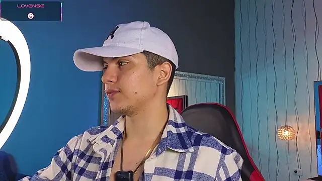 Brat  online show from March 17, 5:32 am