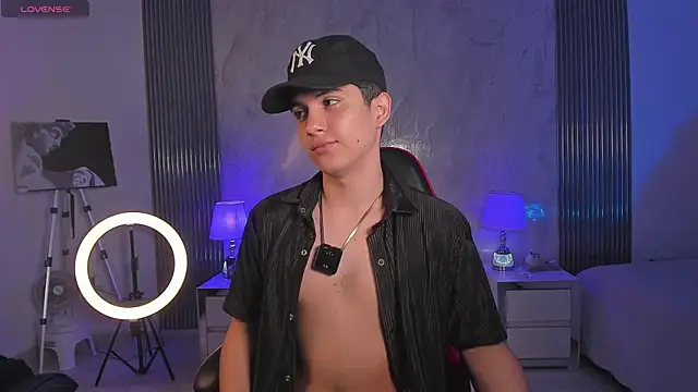 Brat  online show from April 10, 4:14 pm