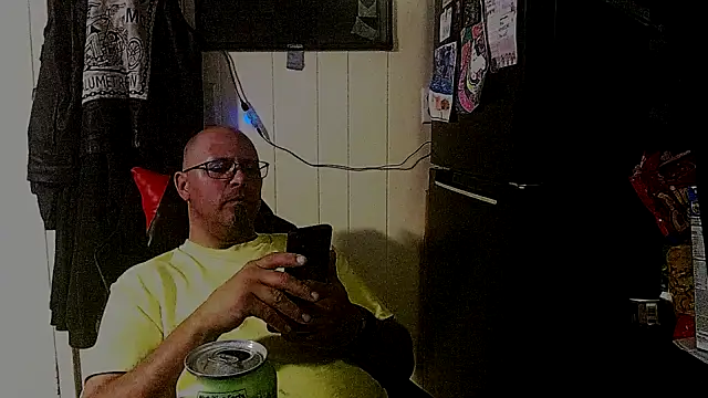 Snapshot of KrazyLegz chatting on September 29, 1:45 am KrazyLegz online show from September 29, 1:45 am