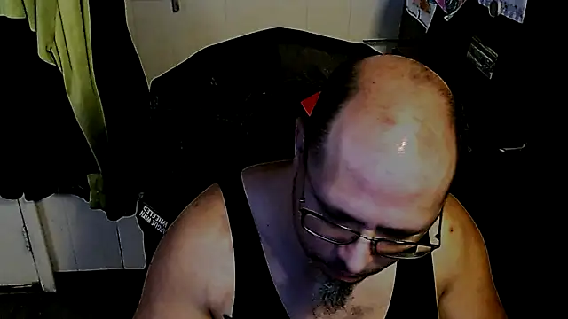 Snapshot of KrazyLegz chatting on November 22, 5:23 pm KrazyLegz online show from November 22, 5:23 pm