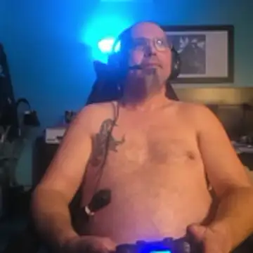 KrazyLegz online show from December 23, 7:40 am