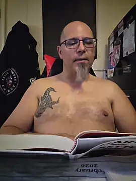 KrazyLegz online show from February 15, 6:07 pm