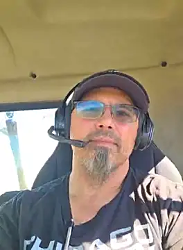 Snapshot of KrazyLegz chatting on October 12, 7:48 pm KrazyLegz online show from October 12, 7:48 pm