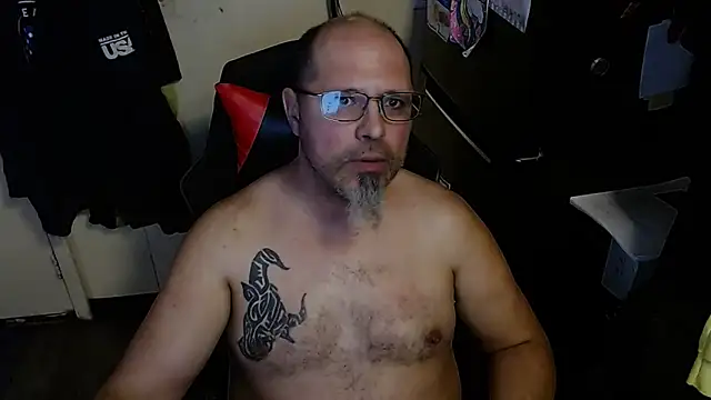 KrazyLegz online show from March 6, 1:22 am