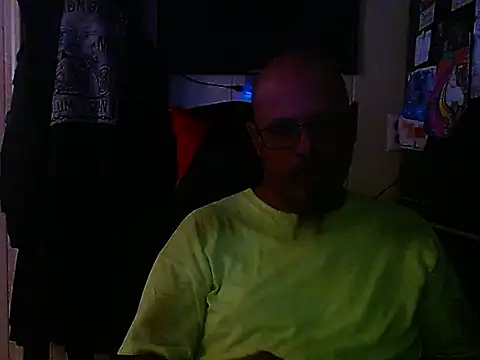 Snapshot of KrazyLegz chatting on September 11, 9:26 pm KrazyLegz online show from September 11, 9:26 pm