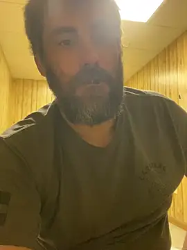 bigJohnson223 online show from March 18, 8:59 pm