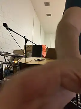 bigJohnson223 online show from April 4, 6:42 am
