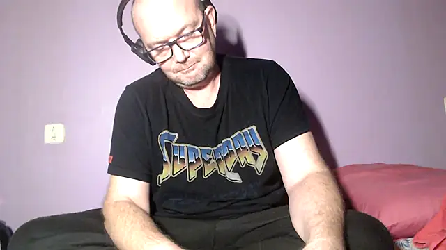 hairy orbite online show from December 15, 8:25 pm