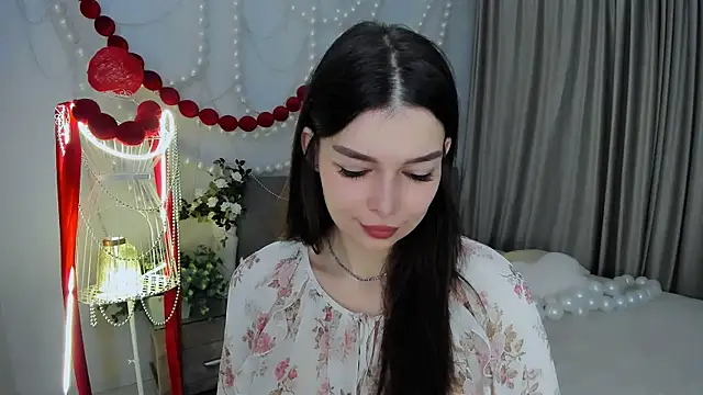 ContinentOfTranquility online show from April 13, 4:05 am