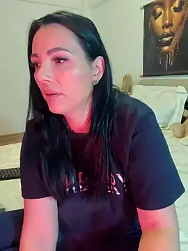 ReiyaRey online show from April 13, 3:38 pm