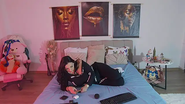 ReiyaRey online show from February 11, 9:36 pm