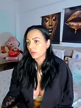 ReiyaRey online show from April 2, 8:37 pm