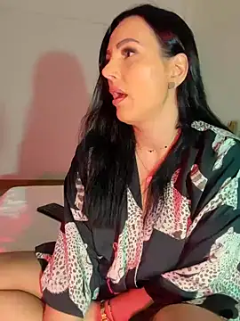 ReiyaRey online show from April 14, 10:04 pm