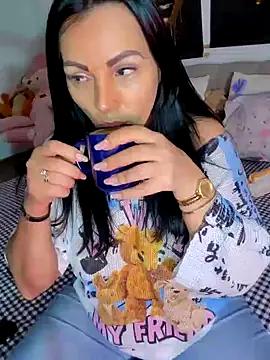 ReiyaRey online show from April 3, 6:58 pm